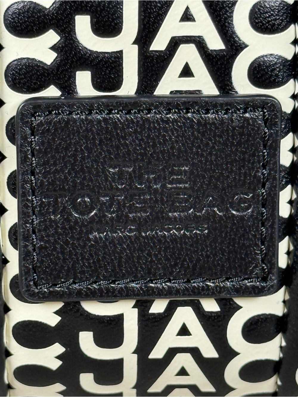 Marc Jacobs Monogram Leather Crossbody Tote Bag in White & Black - Picture 3 of 16